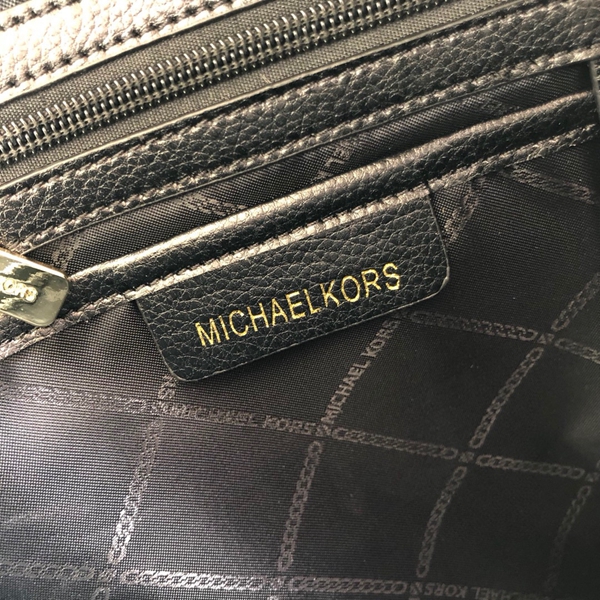 マイケルコースバッグ角部分ディテール